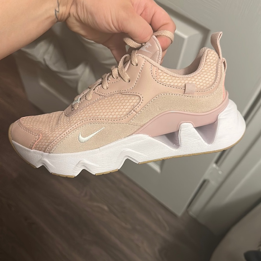 Nike RYZ